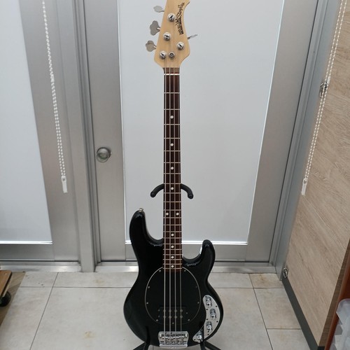 Musicman electric bass - musicman,