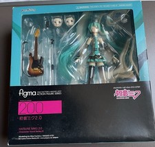 Figma 200 Hatsune Miku 2.0 (Character Vocal Series 01: Hatsune Miku) Max Factory