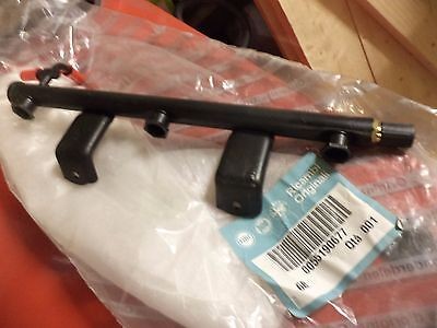 W117 rampe injecteur gauche - rampe,