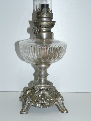 Belle lampe petrole - lampe,
