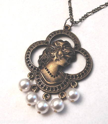 Pendentif couleur bronze - pendentif,