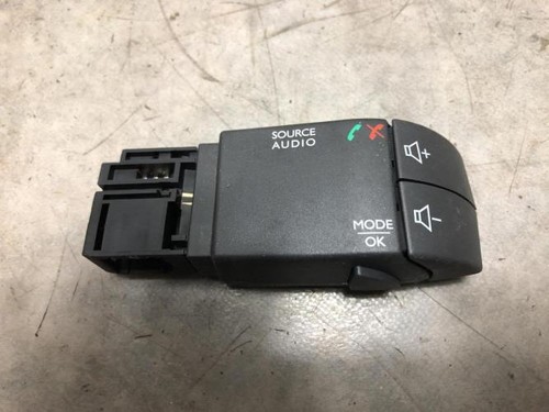 Commande autoradio dacia - commande,