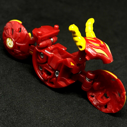 Bakugan ramdol pyrus baku - bakugan,
