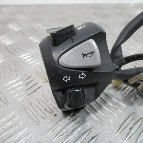 Commodo gauche honda 125 forza - commodo,