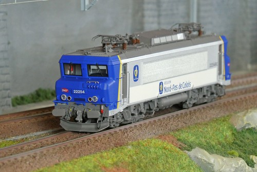 Models 10441s locomotive - ls,