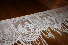 Cantonnière ancienne ou bas