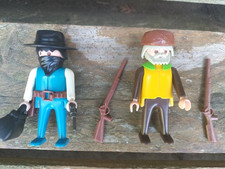 PLAYMOBIL   2 FIGURINES  3394