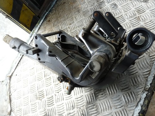 Etrier support moteur 9cv - etrier,
