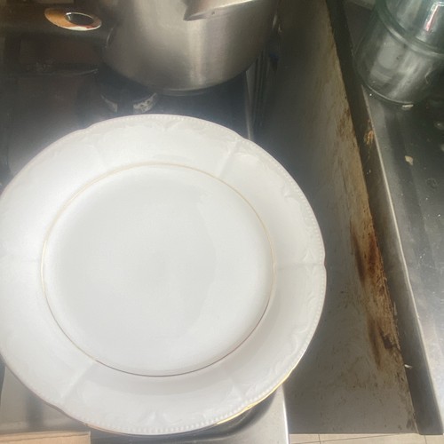 Lot assiettes rondes - , en