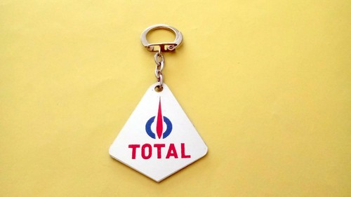 Rare porte clés total - porte,