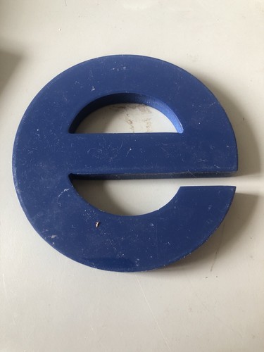 Ancienne petite lettre - petite,