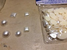 Demi perles couleur écru à