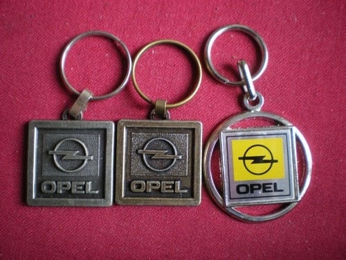 Lot trois porte clé - de, marque