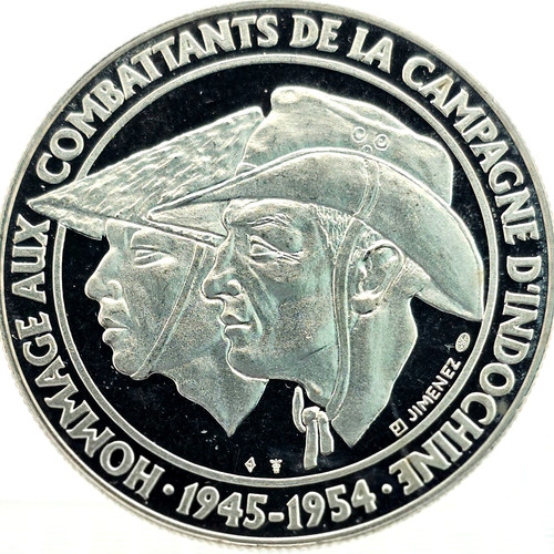 Médaille hommage aux - -,
