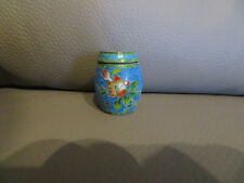 ancienne boite en émaux