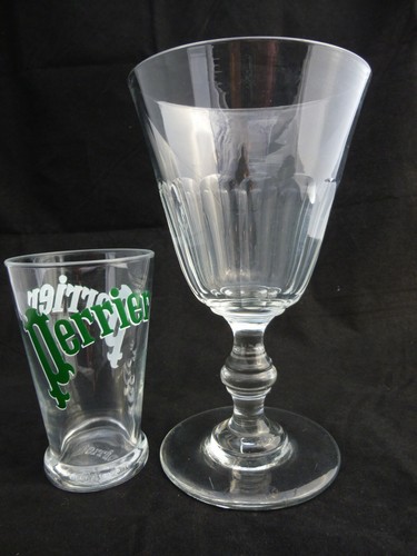 Enorme verre pied ancien - enorme,