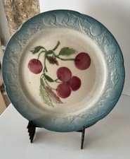 ANCIENNE ASSIETTE DECOR CERISE BORDURE BARBOTINE ST CLÉMENT K&G COLLECTION DECO