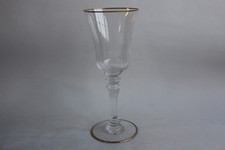 BACCARAT Grand verre cristal VIenne liseré or (35534)