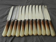 Lot de 12 couteaux vintage