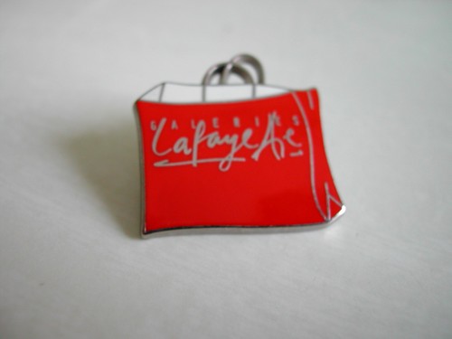 Pin sac galeries lafayette - pin's,