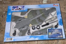 Maquette Avion New Ray Hobby Dax Combat 14 Pilot Model Kit