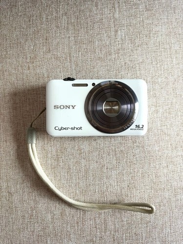Appareil photo compact blanc