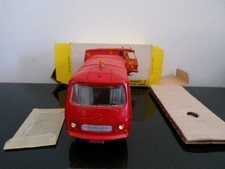 RARE DINKY TOYS N° 579 P FOURGON PEUGEOT J7 POMPIERS TRES BON ETAT EN BOITE