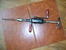 OUTIL ANCIEN,VILEBREQUIN à