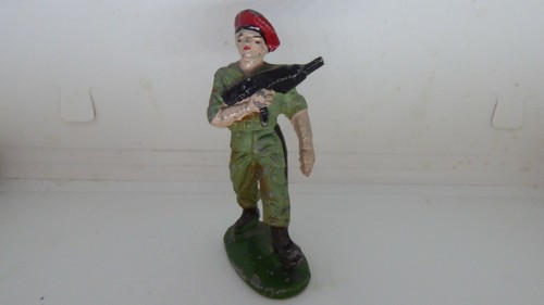 Quiralu soldat soldier - soldat,
