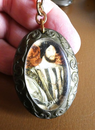 Ancien porte cle portrait roi - ancien,