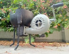 Four forge à charbon de style