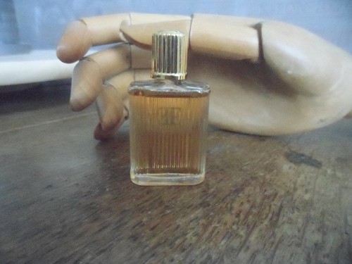 Miniature parfum escada - parfum,