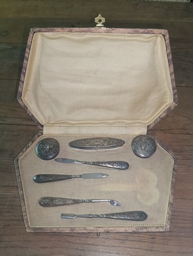 Coffret nécessaire - coffret, À