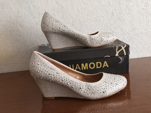Chaussures compensées