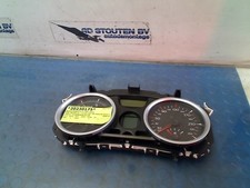 COMPTEUR DE VITESSE Renault Megane II CC (EM) 2006 8200408798
