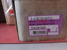Moteur ISUZU C240 - PINION