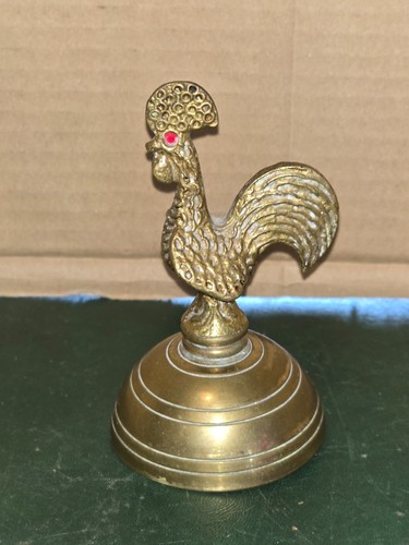 Cloche table coq bronze - en,