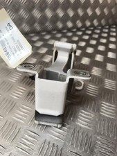 Charniere de porte de coffre