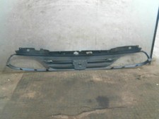 Calandre PEUGEOT 806 7804H8