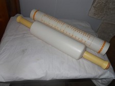 Tupperware : lot rouleau a patisserie + feuille a patisserie