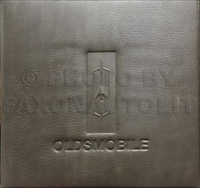 1973 Oldsmobile Couleur Et Tapisserie Dealer Album Livre Peinture Tissu Nuancier