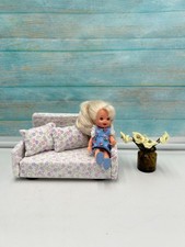 Shelly et son fauteuil de