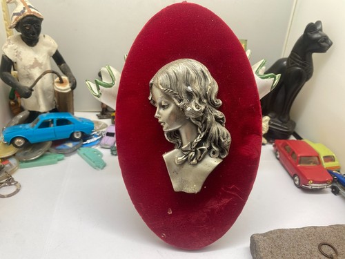 Ancien medaillon etain sur - ancien,