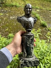 BRONZE À PATINE BRUNE. Buste de napoléon tête nue & Empire & 19 Eme Siècle
