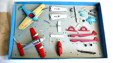 SOLIDO DÉMONTABLE  RARE  COFFRET AVIONS N°3    DANS L' ÉTAT 27x41cm ANNÉES 30/40