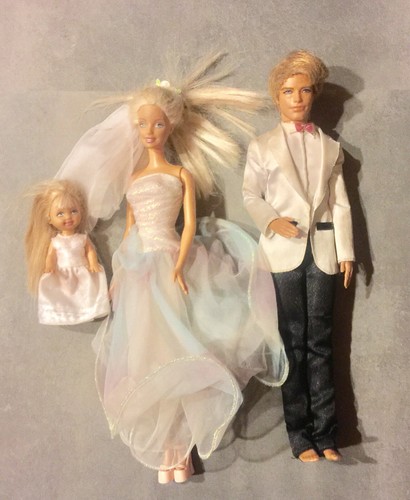 Lot poupées barbie ken - poupées,