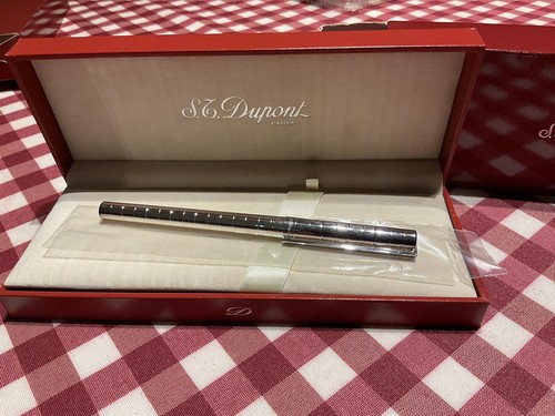 Magnifique stylo dupont - st,