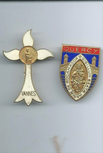 Lot insignes pélerinage - insignes,