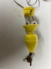 ANCIEN MONTE ET BAISSE EN PORCELAINE JAUNE COMPLET