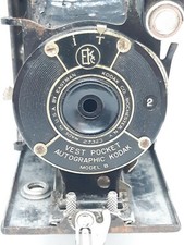Ancien appareil photo à soufflet objectif Kodak Vest Pocket Autographic Model B